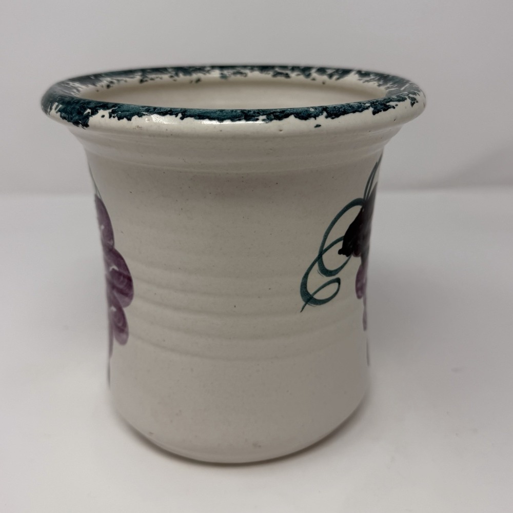 Contemporary Pottery LTD Oregon Vase Hand Painted Grapes Teal Spatterware - Picture 6 of 12